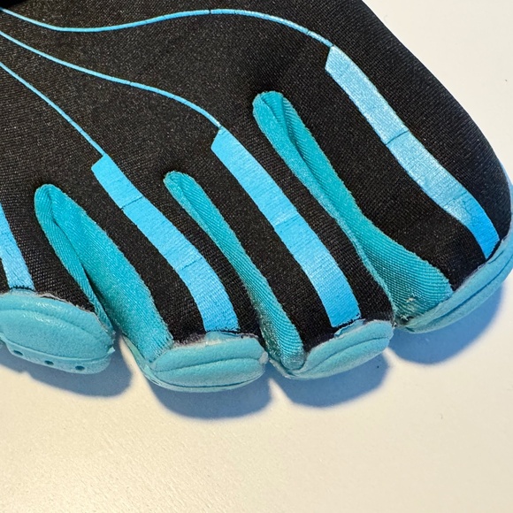 FILA Skeletoes Black + Blue, Women’s 9, Water shoes  5PK001EX-003 - Picture 6 of 14